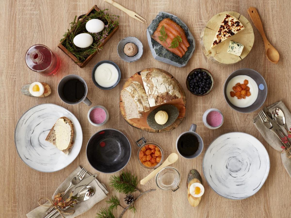 Lapland Hotels Bulevardi Helsinki Exterior foto A selection of Nordic tableware